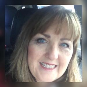 Meet your Posher, Michele